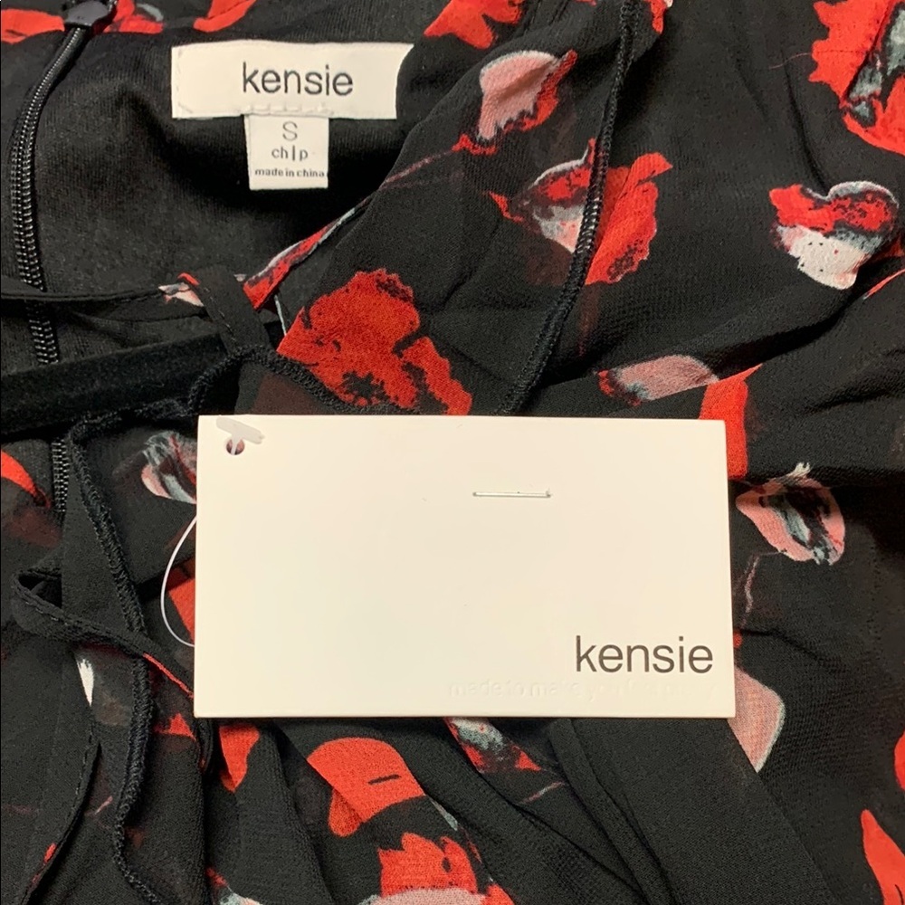 Kensie Black and Red Long Sleeve Dress - Picture 8 of 8